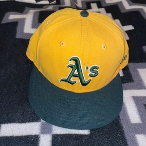 ⚠️OAKLAND A’S NEW ERA FITTED HAT⚠️